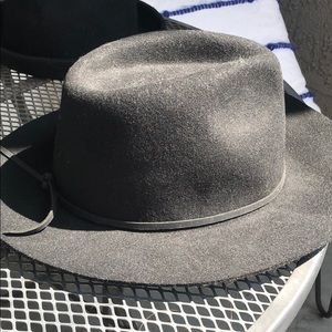 Brixton 100% wool men’s or women’s  hat size large